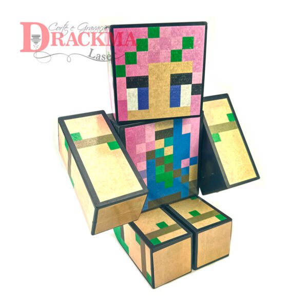 Boneco Articulado Minecraft Cupcake 35cm